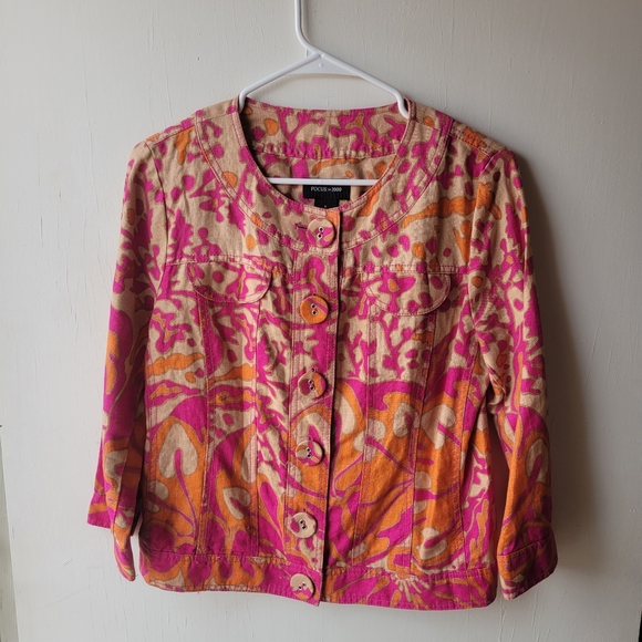 Focus 2000 Jackets & Blazers - Focus 2000 size6 blazer